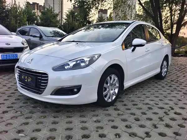 Peugeot 308 2016