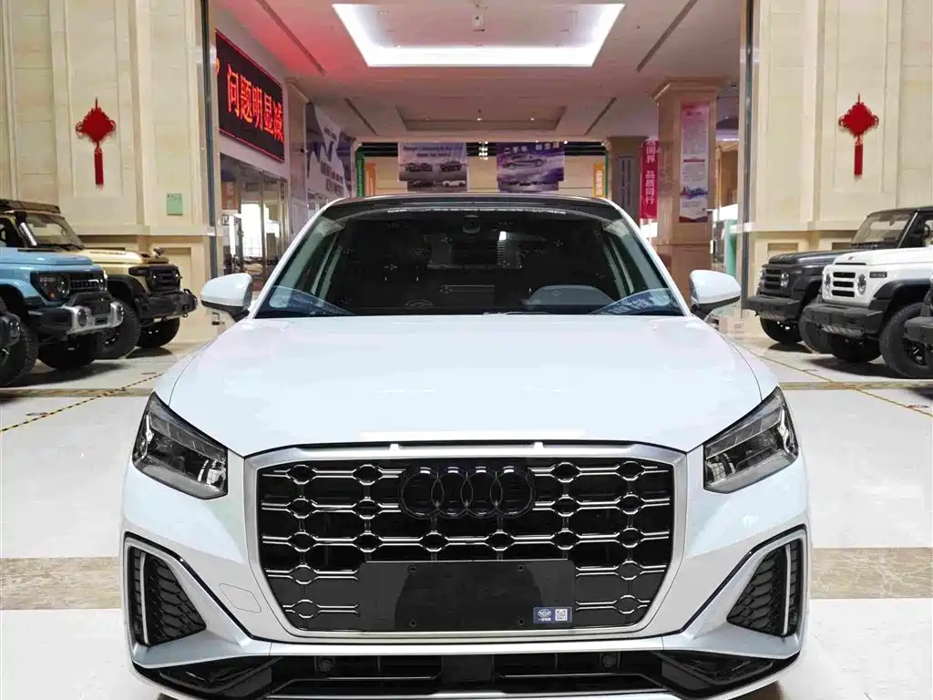Audi Q2L 2022