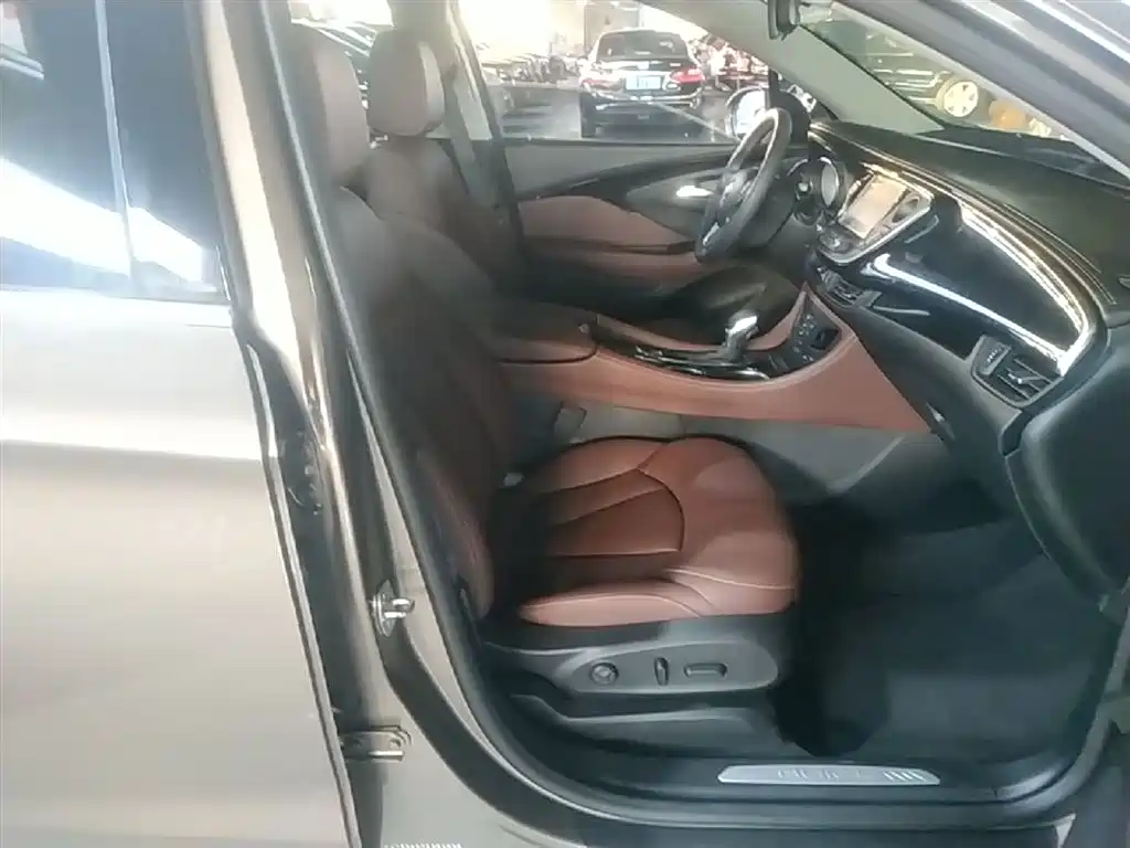 Buick Envision Plus 2019 — фото 25
