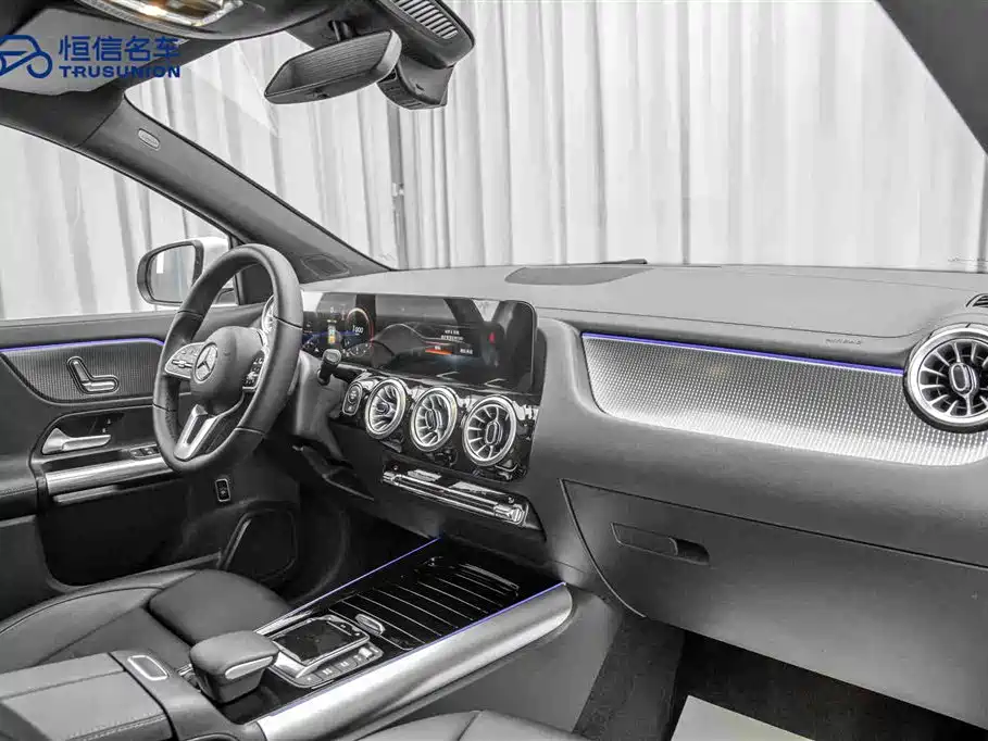 Mercedes-Benz GLA 2023 — фото 14
