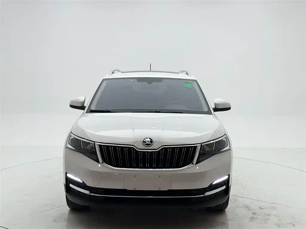 Skoda Kamiq 2022 — фото 2