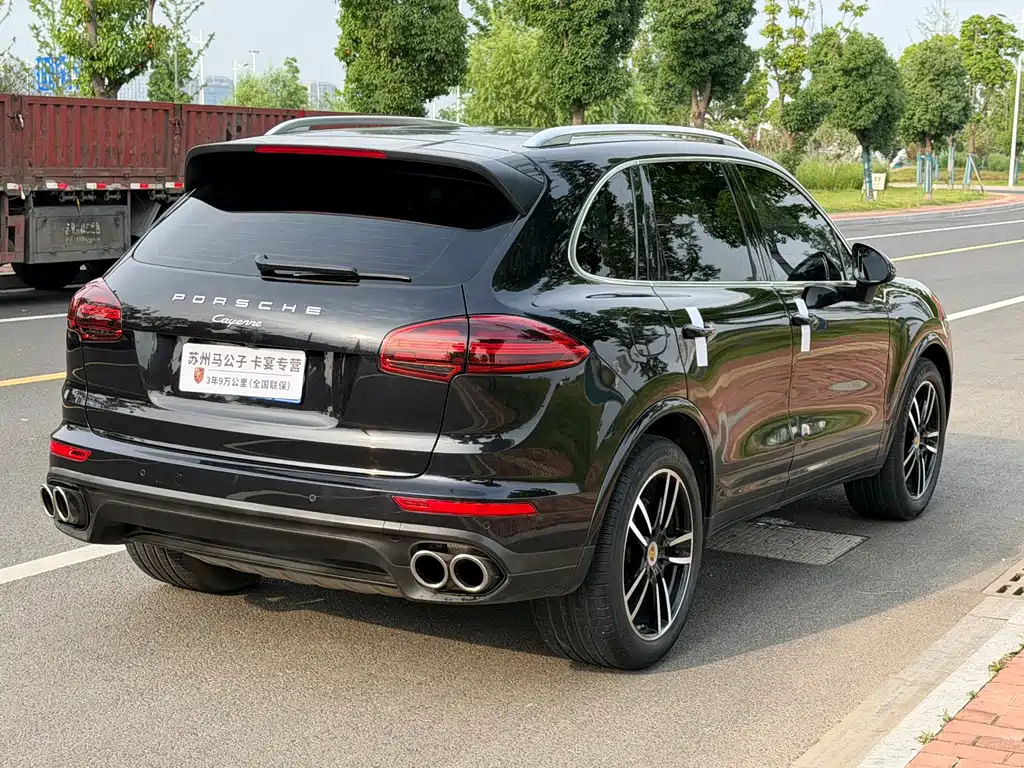 Porsche Cayenne 2017 — фото 5