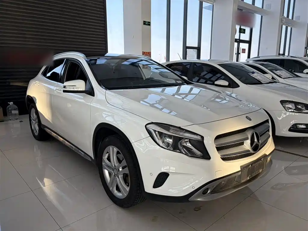Mercedes-Benz GLA 2015 — фото 11