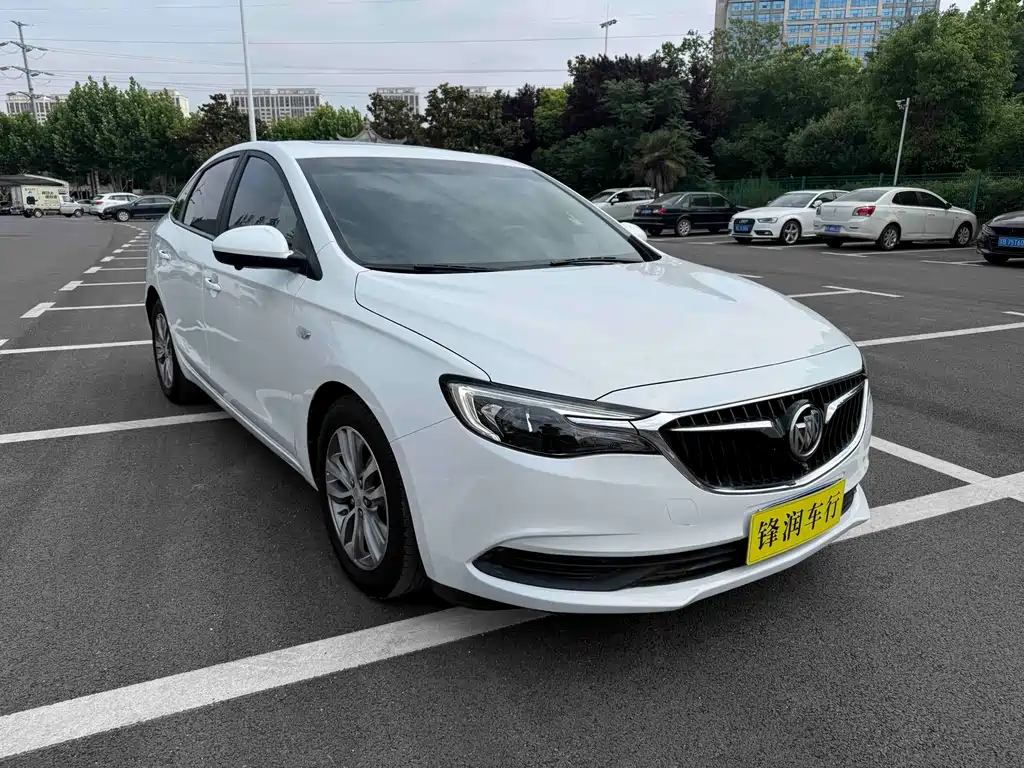 Buick Excelle 2018 — фото 3