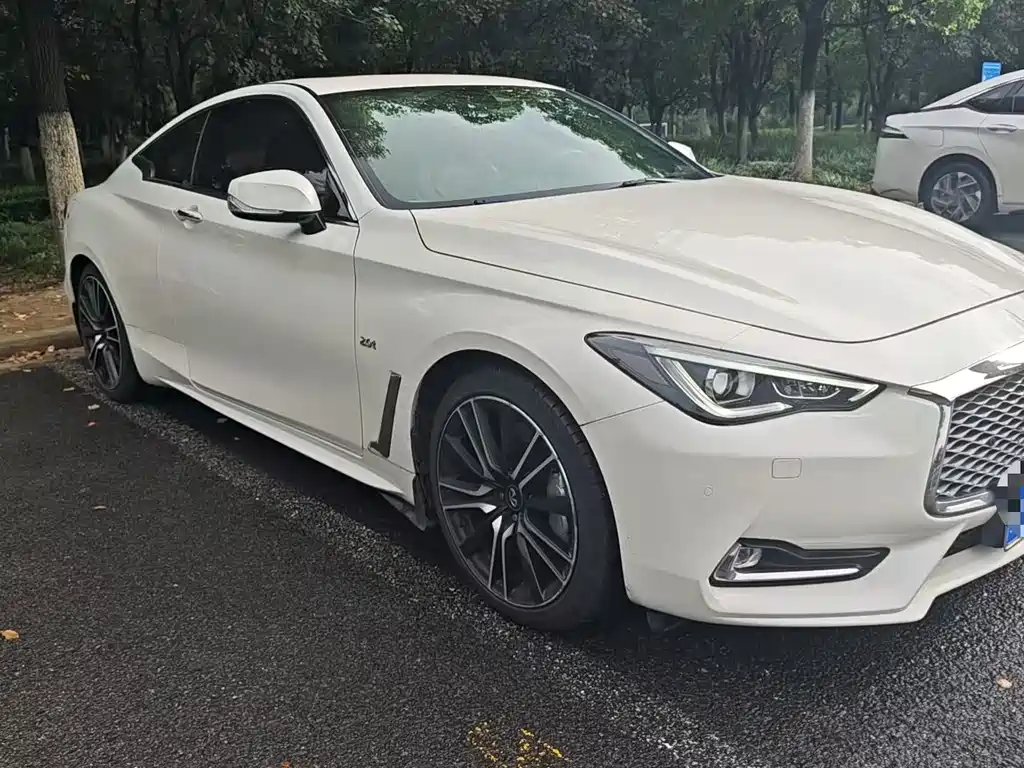 Infiniti Q60 2018 — фото 2