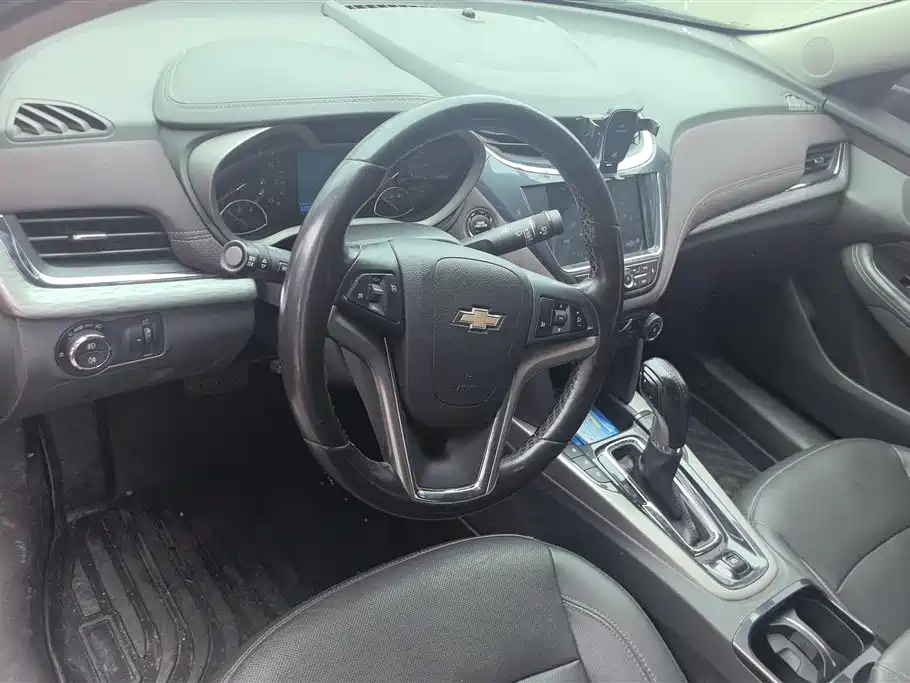 Chevrolet Malibu 2018 — фото 12