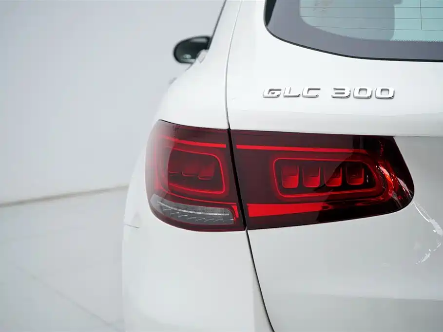 Mercedes-Benz GLC 2019 — фото 16