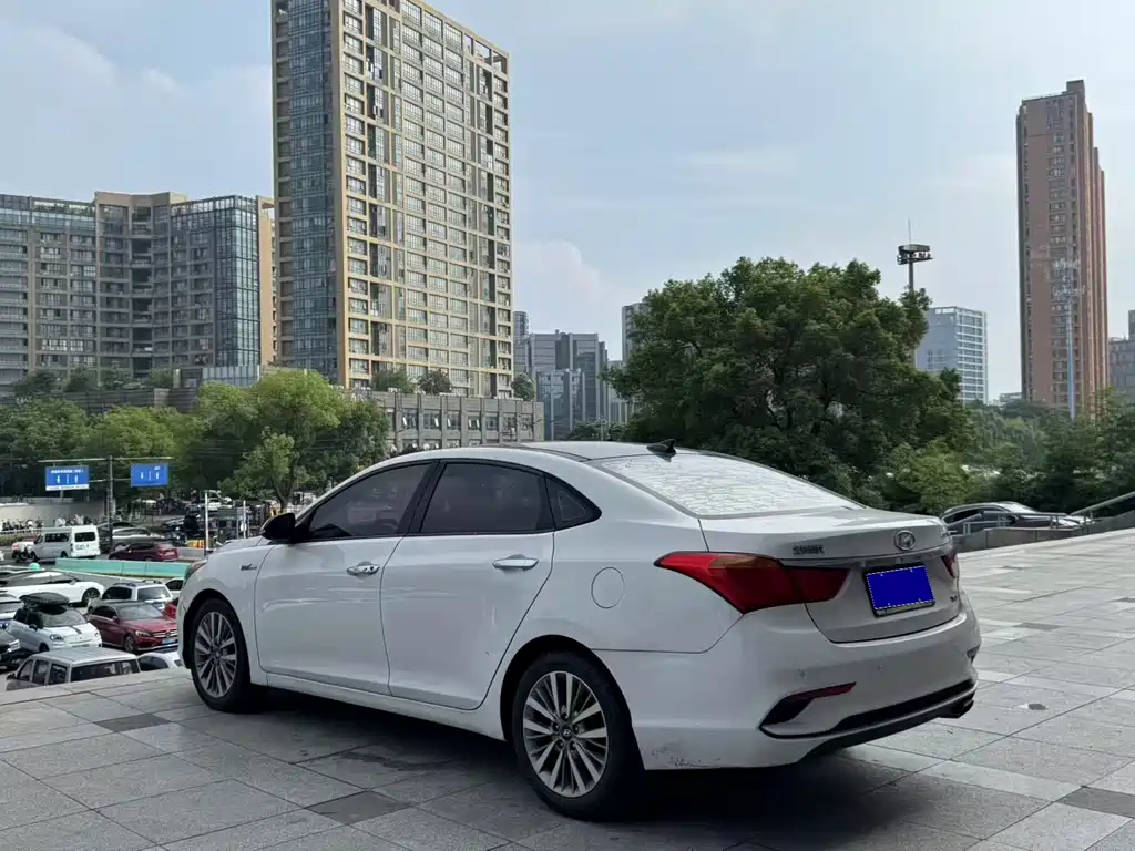Hyundai Mistra 2017 — фото 4