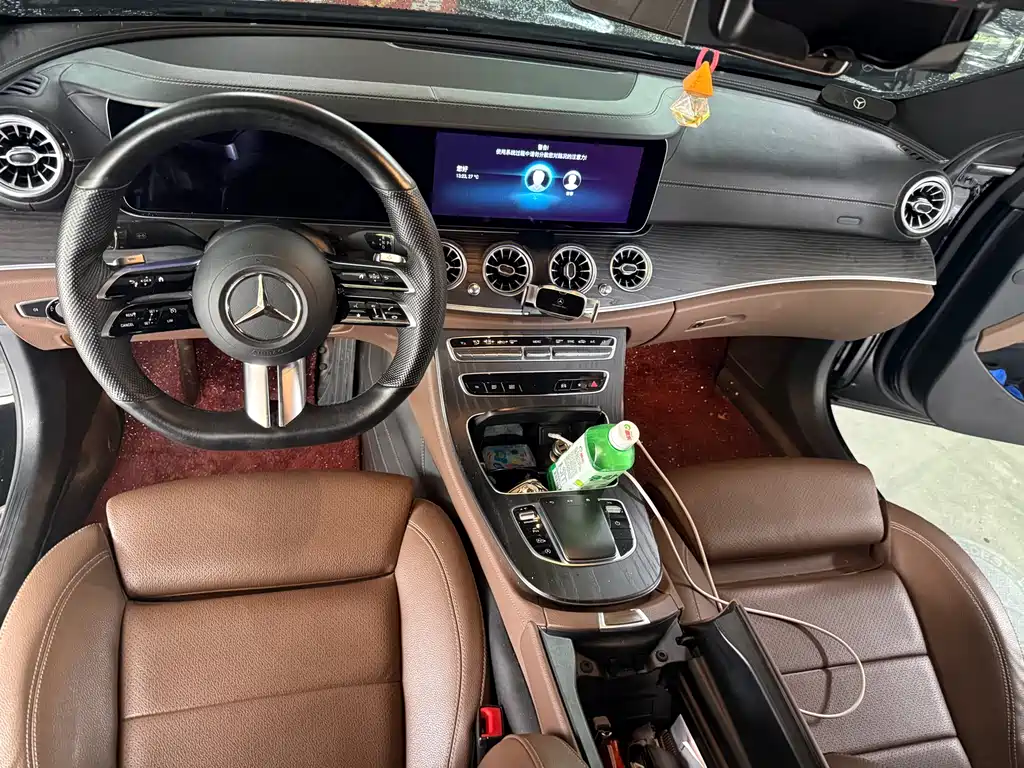 Mercedes-Benz E-Class 2022 — фото 4