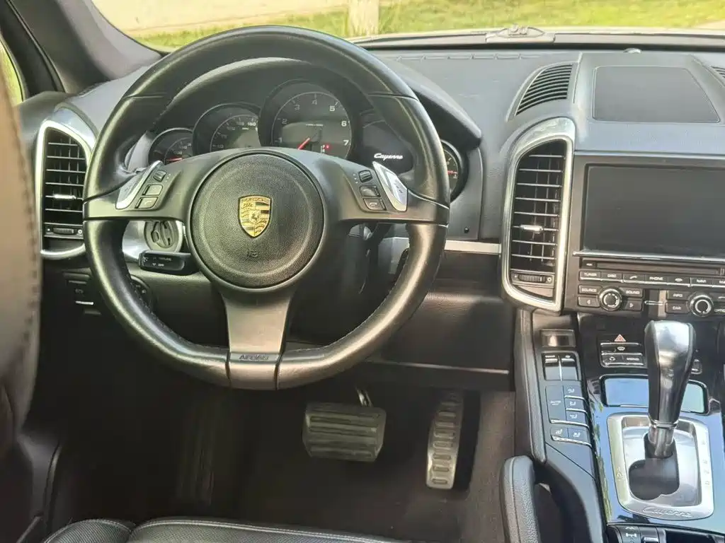 Porsche Cayenne 2012