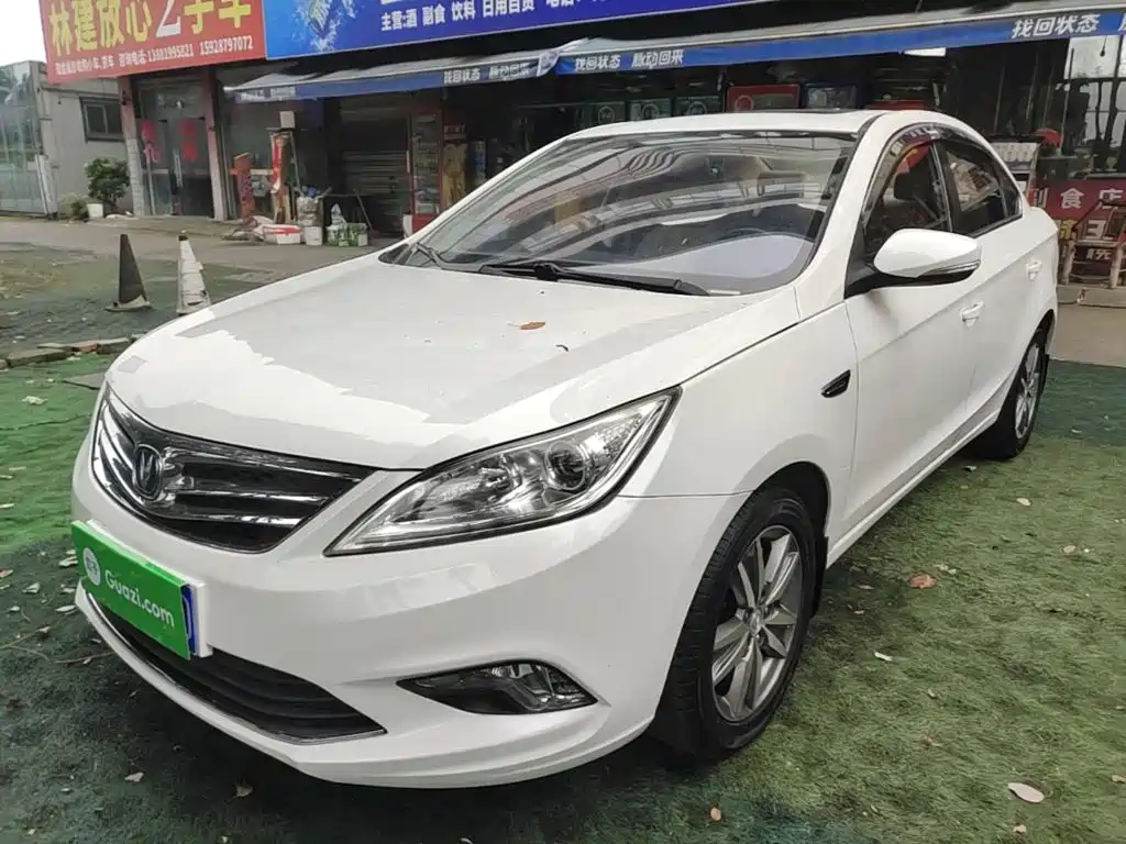 Changan Eado 2016 — фото 1
