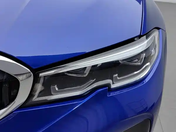 BMW 3 Series 2021