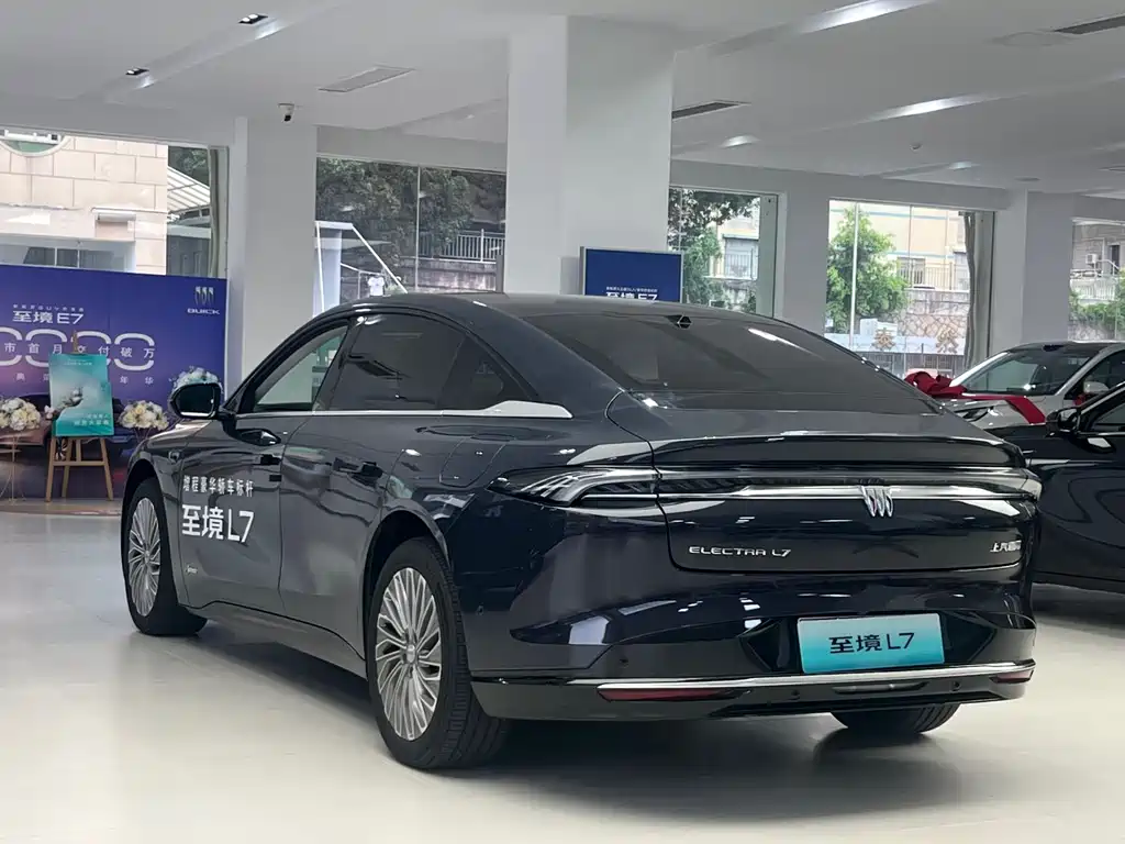 Buick Zhijing L7 2025 — фото 7