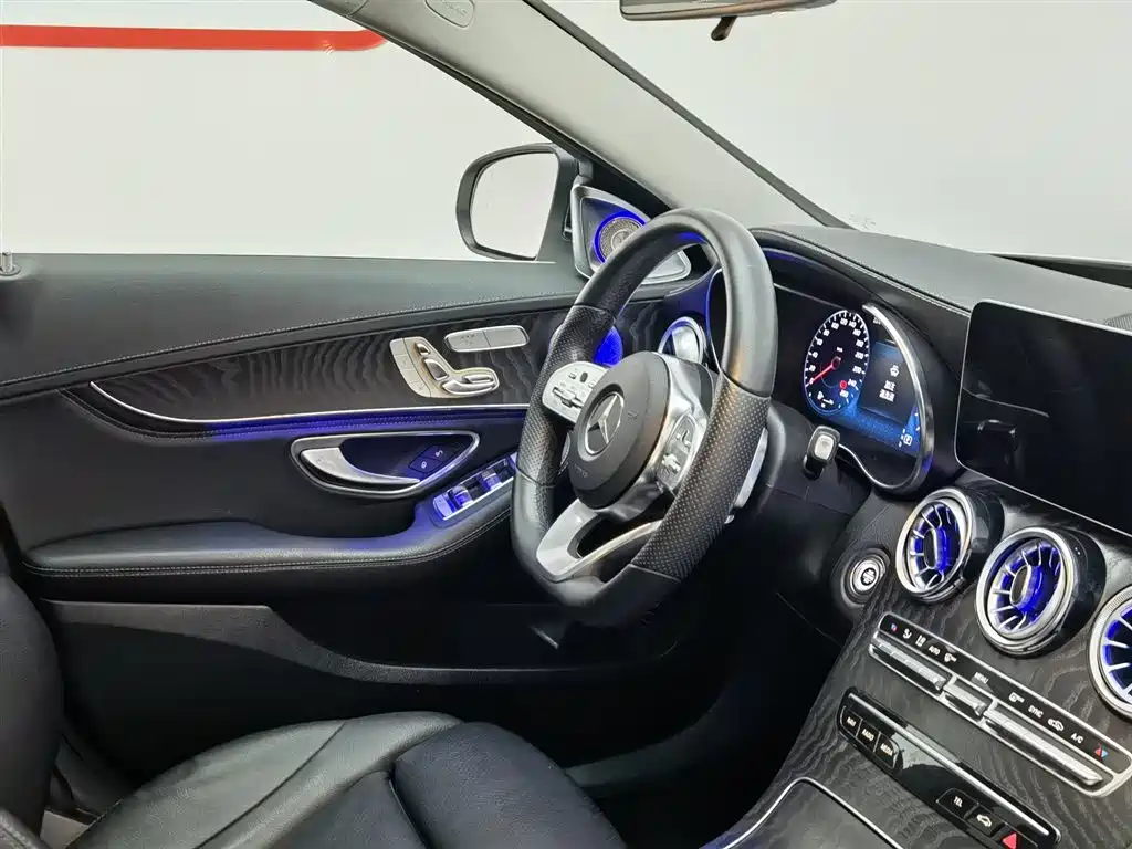 Mercedes-Benz C-Class 2019 — фото 22