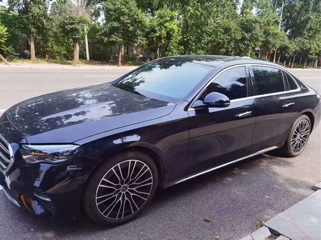 Mercedes-Benz E-Class 2025