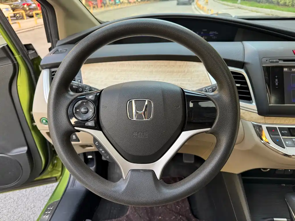 Honda Jade 2015 — фото 12