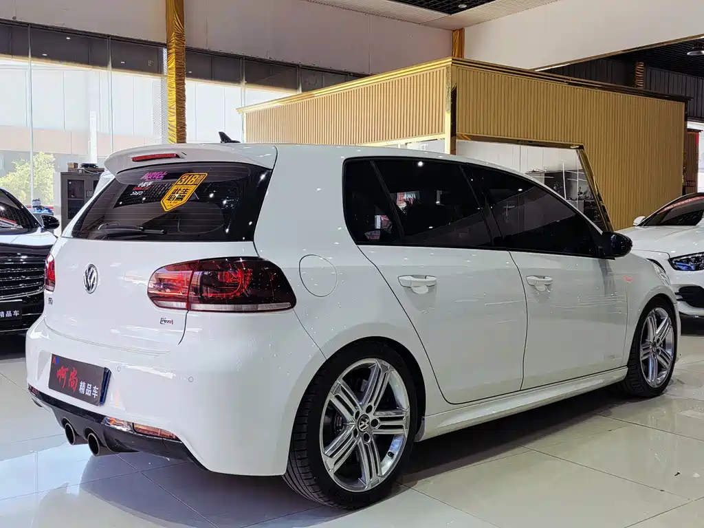 Volkswagen Golf GTI 2013 — фото 15