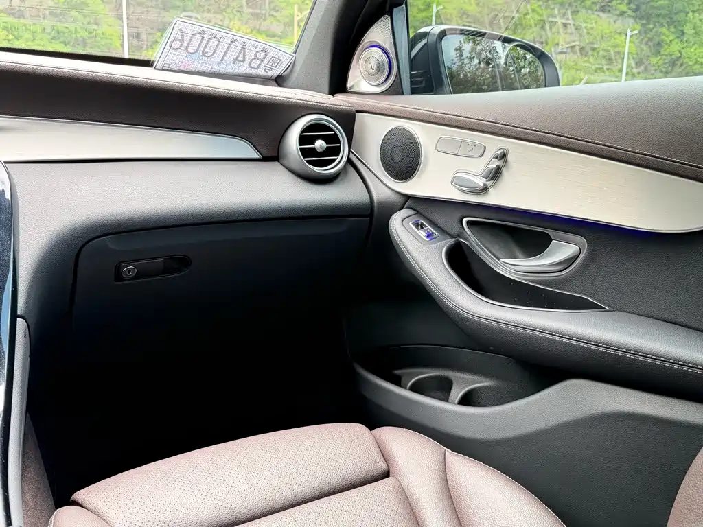Mercedes-Benz GLC 2022 — фото 16