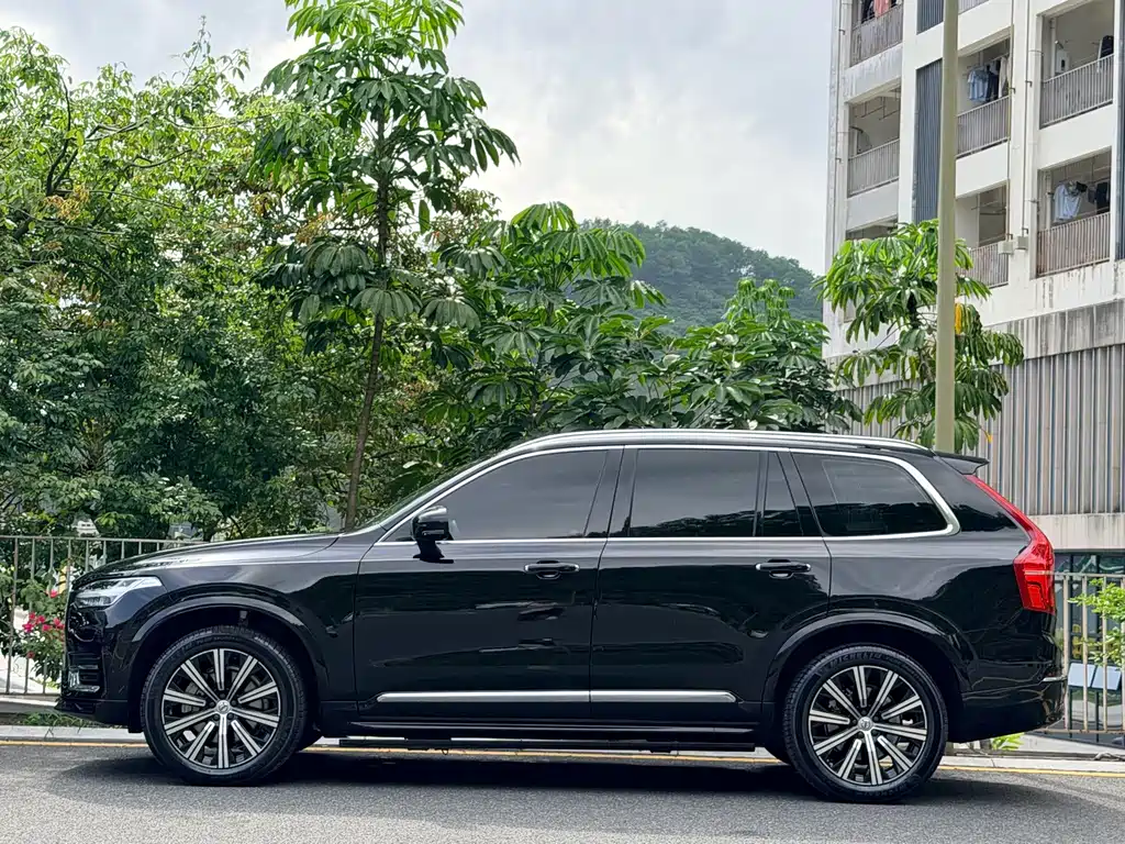 Volvo XC90 2023 — фото 6