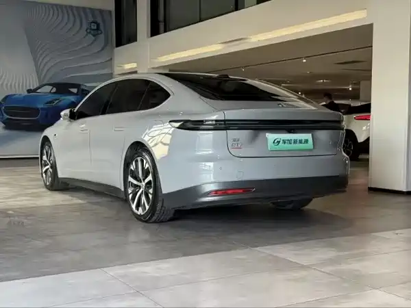 NIO ET7 2022