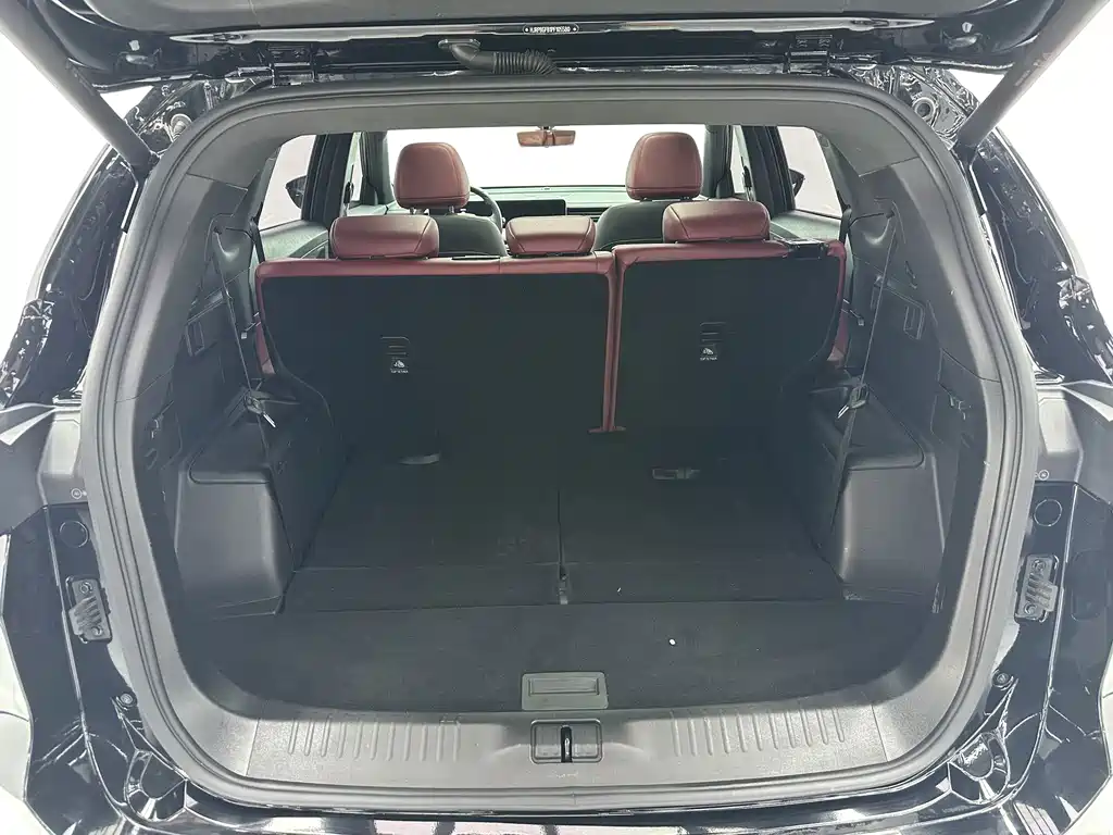 Jetour Jietu X70 PLUS 2023 — фото 19