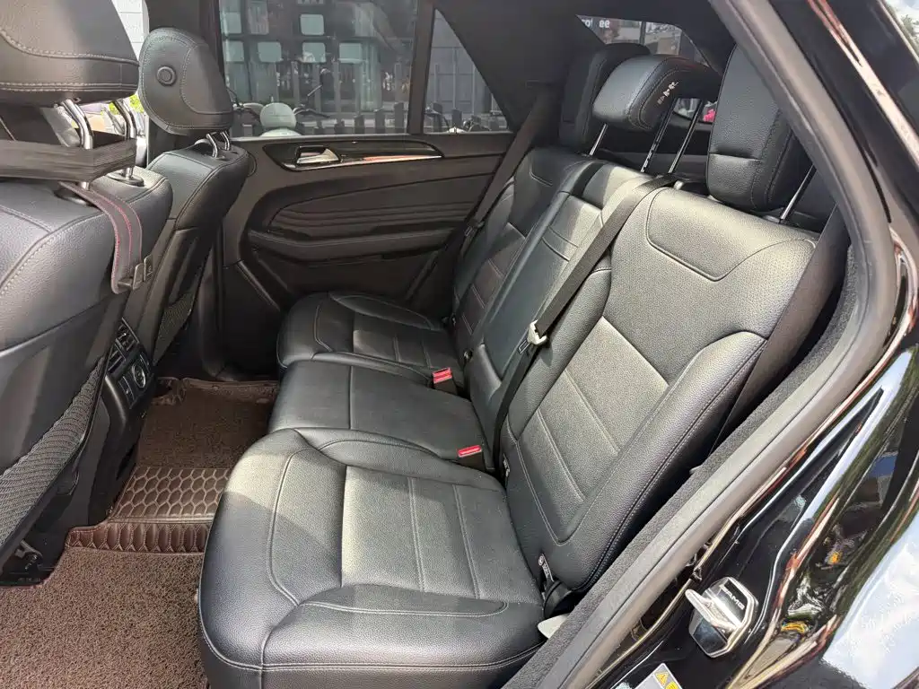 Mercedes-Benz GLE AMG 2018 — фото 12