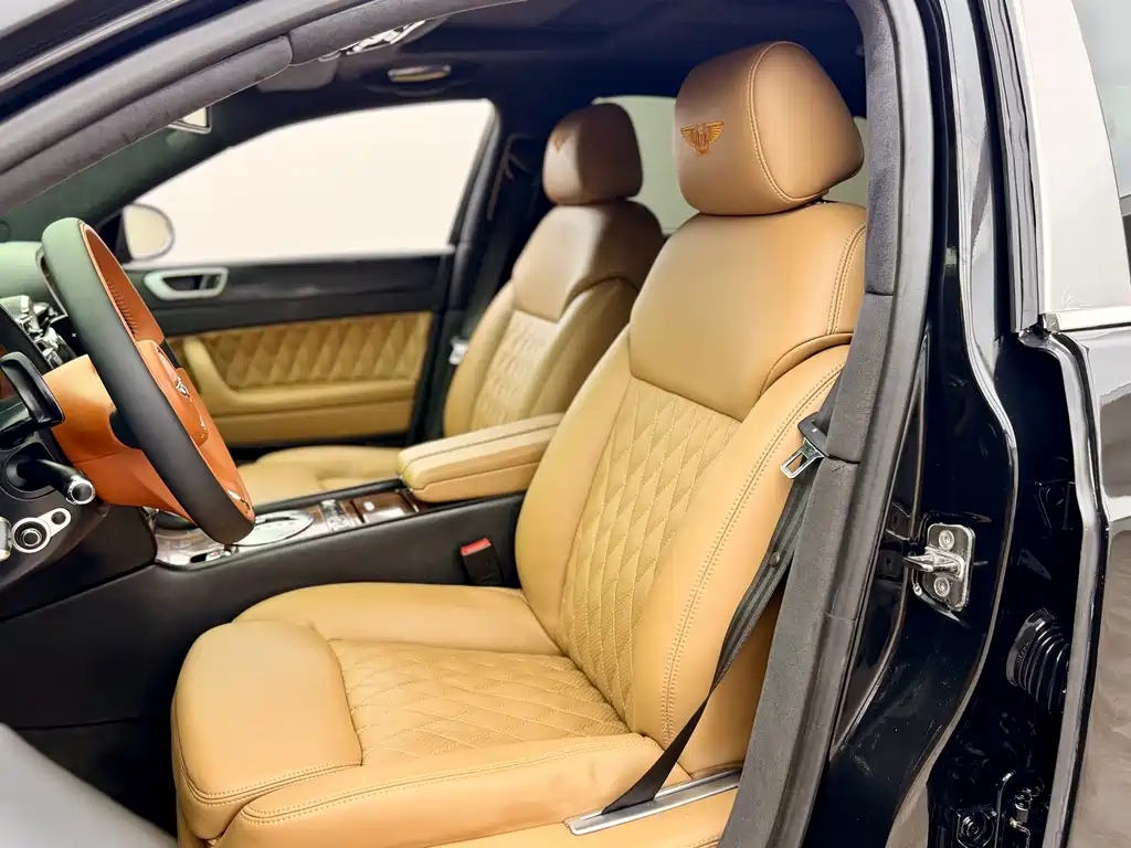 Bentley Flying Spur 2010 — фото 16