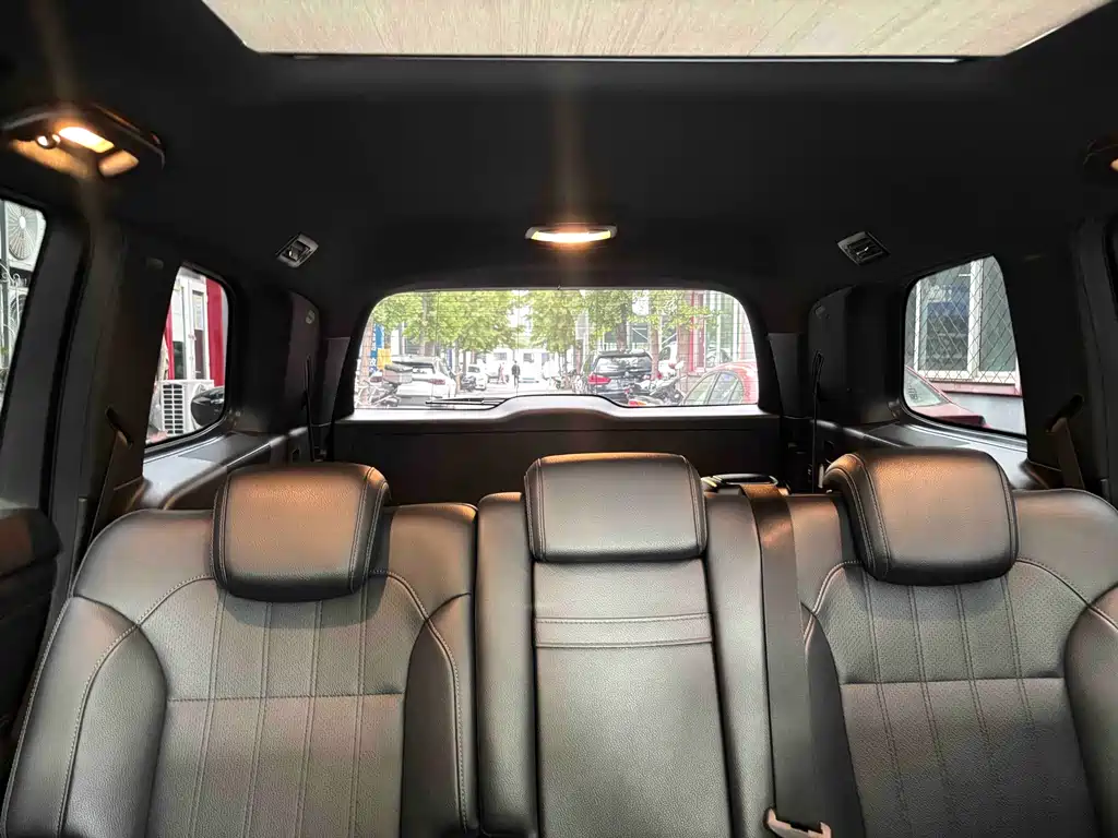 Mercedes-Benz GLS 2018 — фото 13
