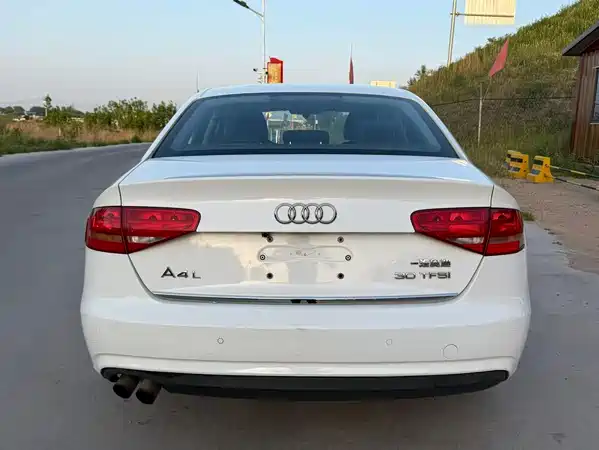 Audi A4L 2013