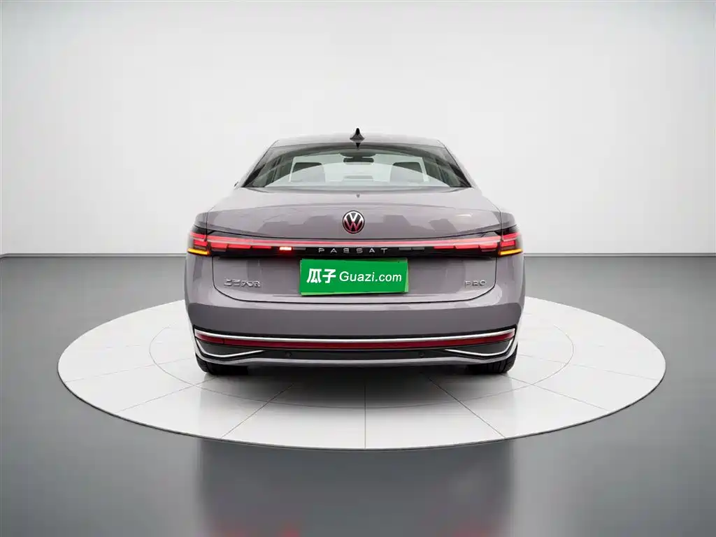 Volkswagen Passat 2024 — фото 6