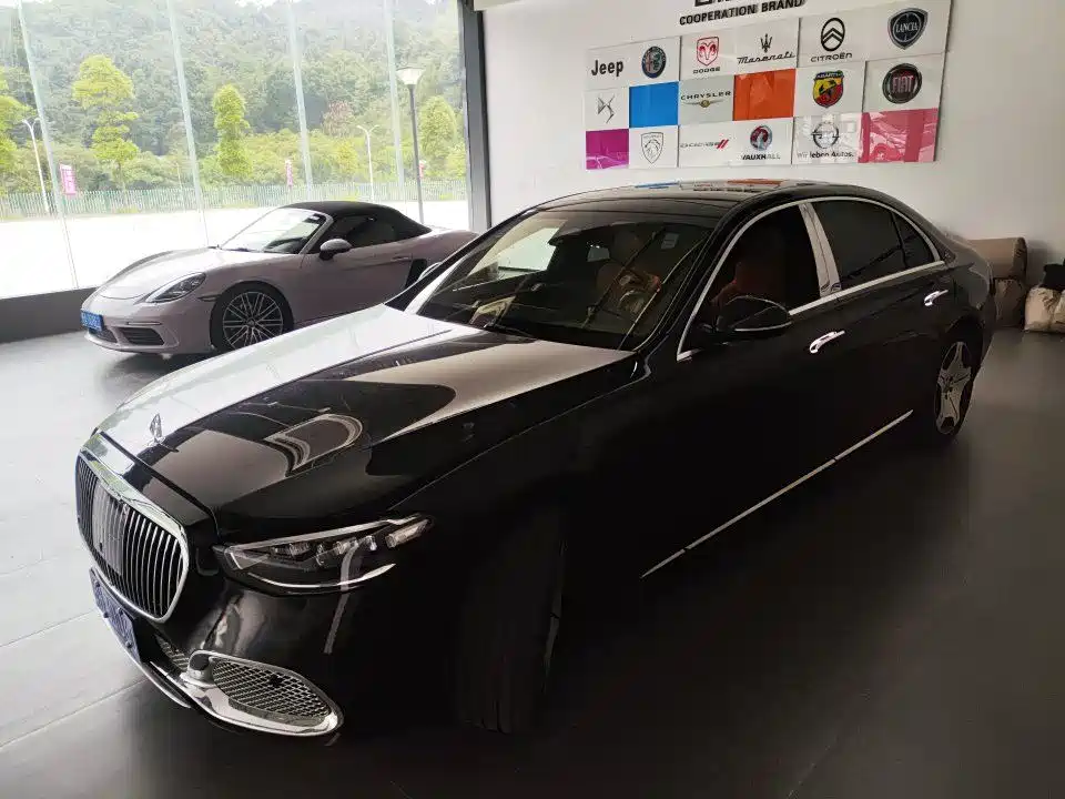 Mercedes-Benz S-Class 2022