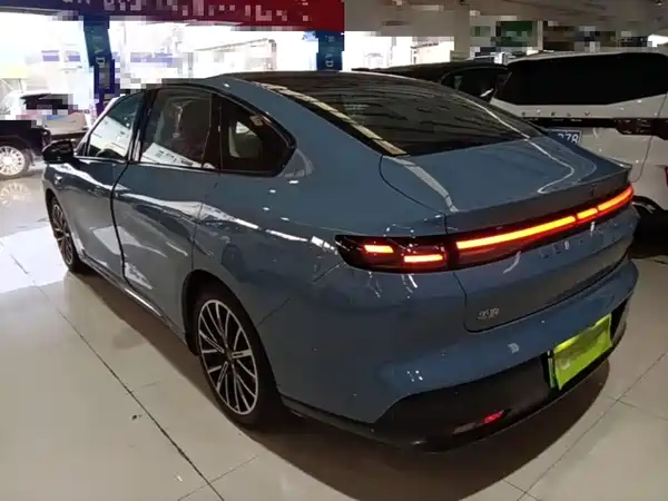 Leapmotor B01 2025