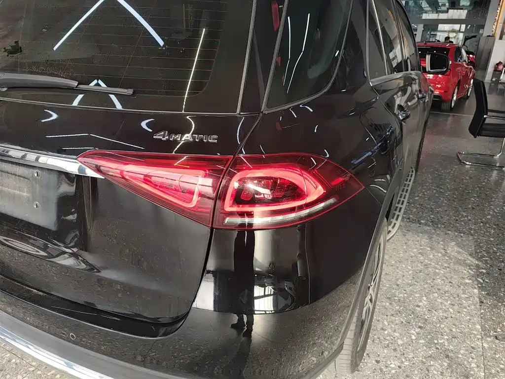 Mercedes-Benz GLE 2020 — фото 24