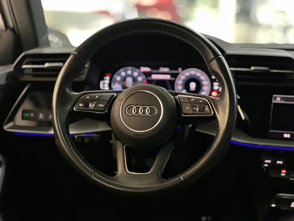 Audi A3 2024 — фото 12
