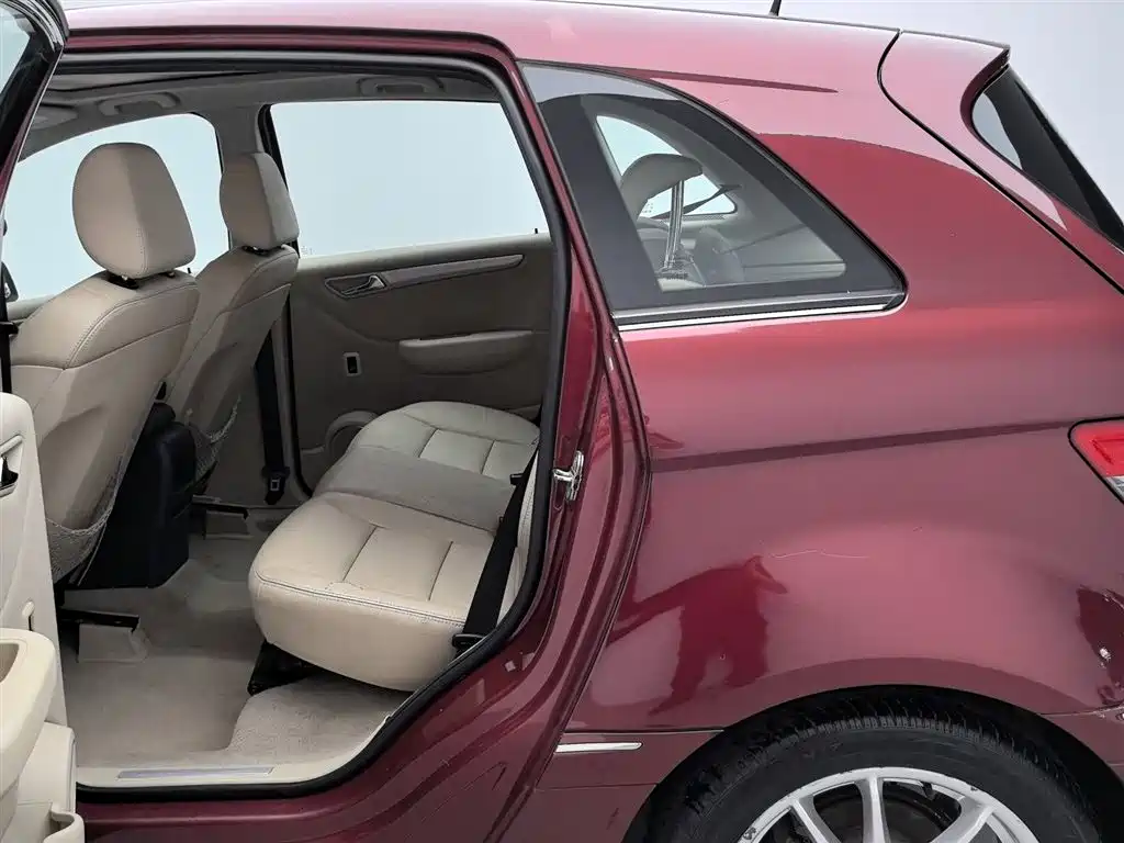 Mercedes-Benz B-Class 2010 — фото 15