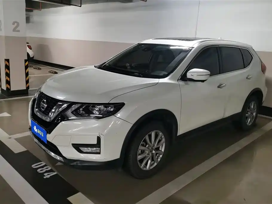 Nissan X-Trail 2018 — фото 1