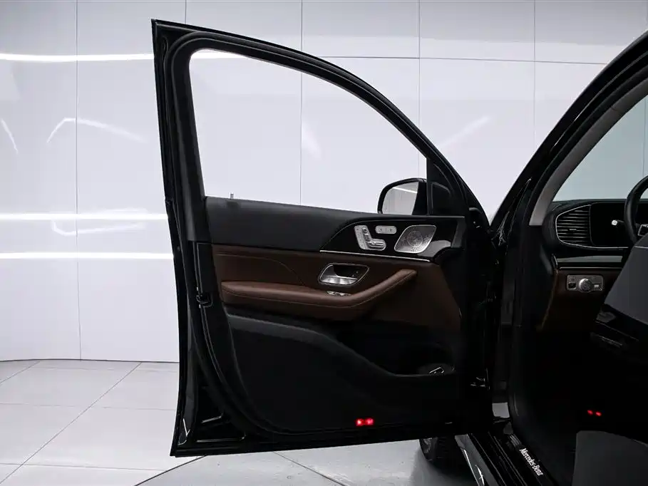 Mercedes-Benz GLE 2024 — фото 11