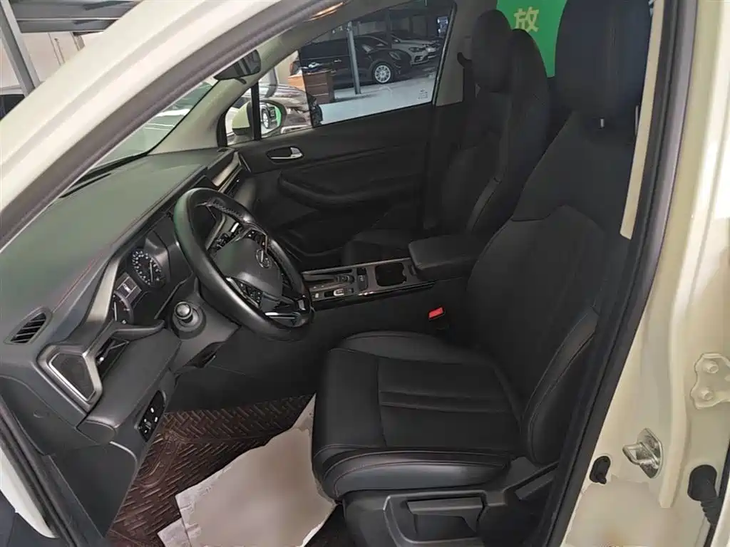 GAC Motor Trumpchi GS4 2021 — фото 15
