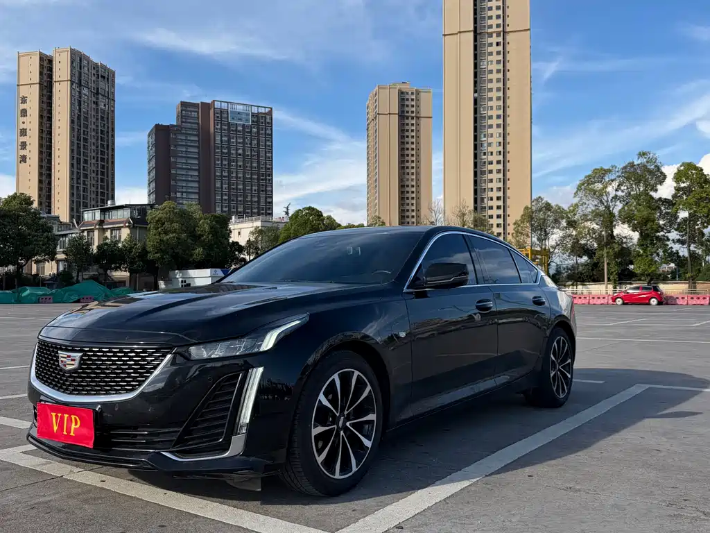 Cadillac CT5 2023 — фото 1