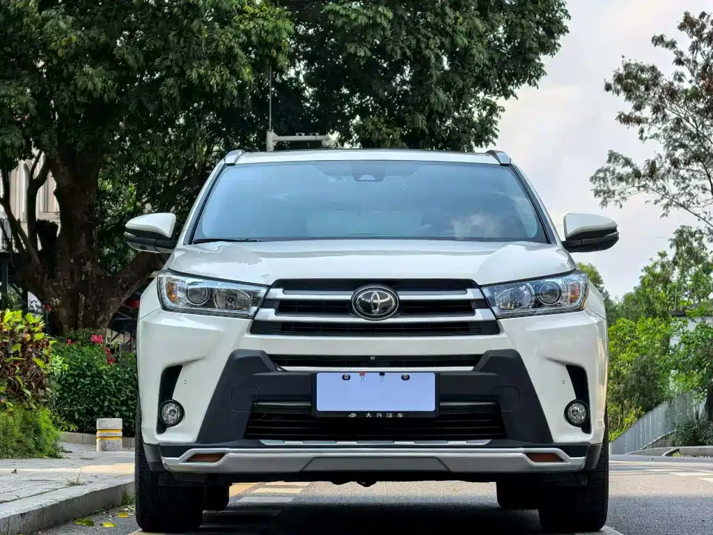 Toyota Highlander 2019 — фото 7