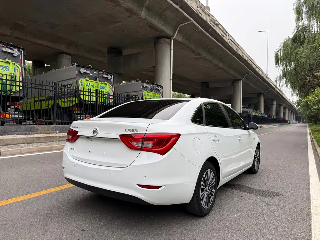 Buick Excelle 2017