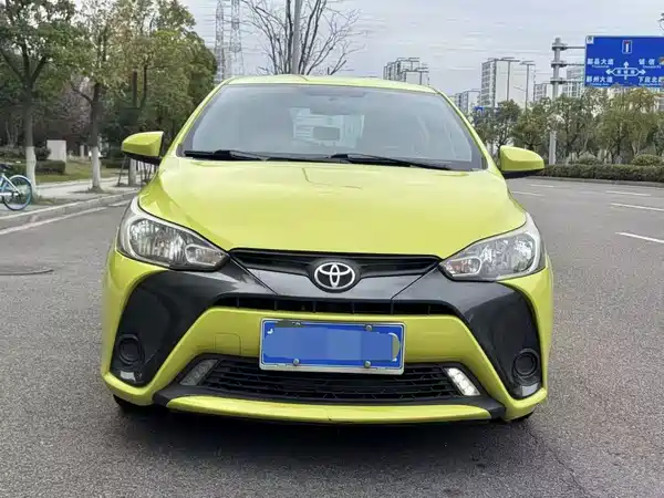 Toyota Yaris L 2017