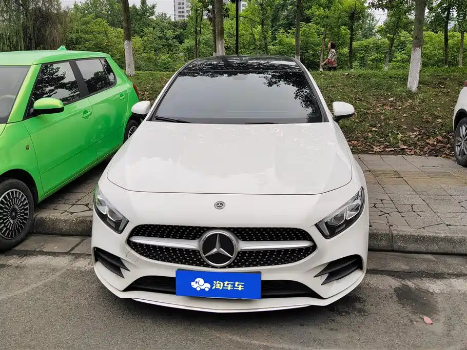 Mercedes-Benz A-Class 2019 — фото 2