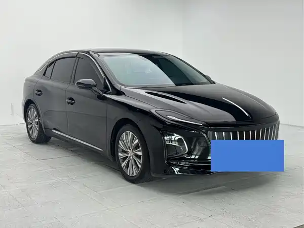 Hongqi E-QM5 2024