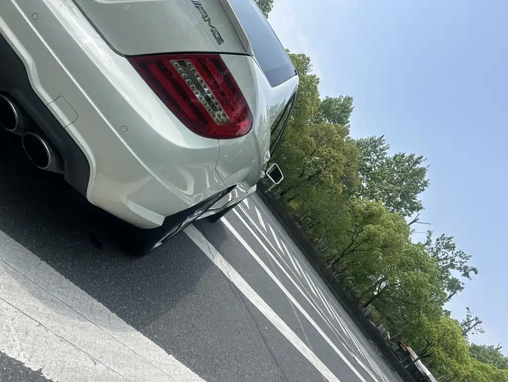 Mercedes-Benz C-Class AMG 2012 — фото 3