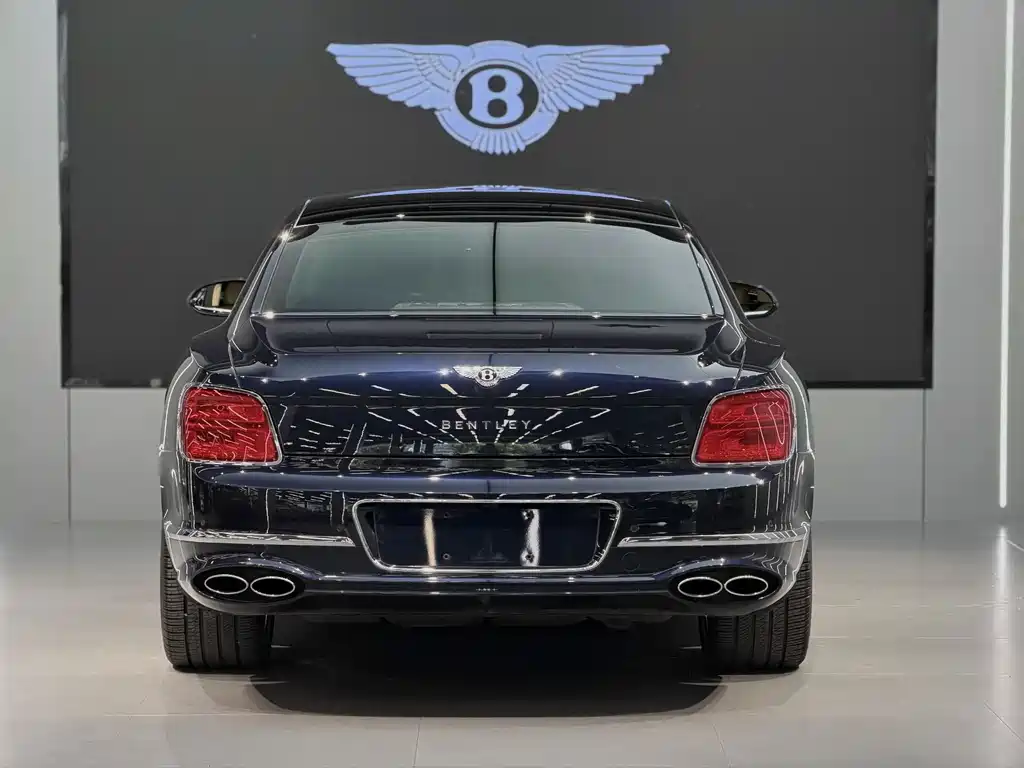 Bentley Flying Spur 2022 — фото 4