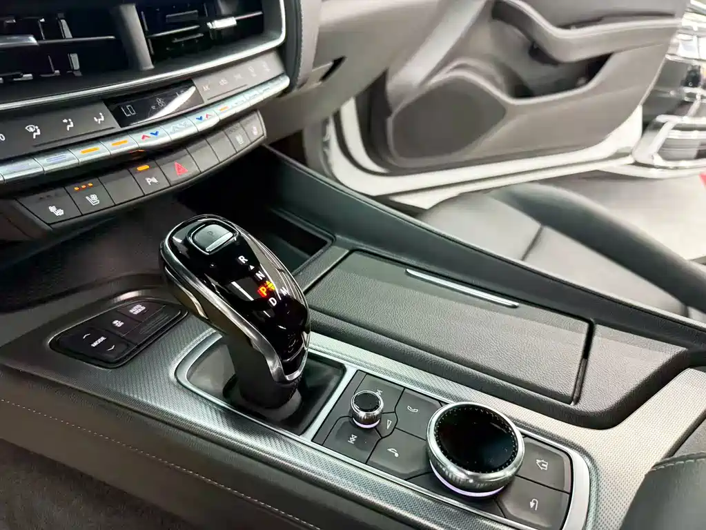 Cadillac CT5 2023 — фото 14