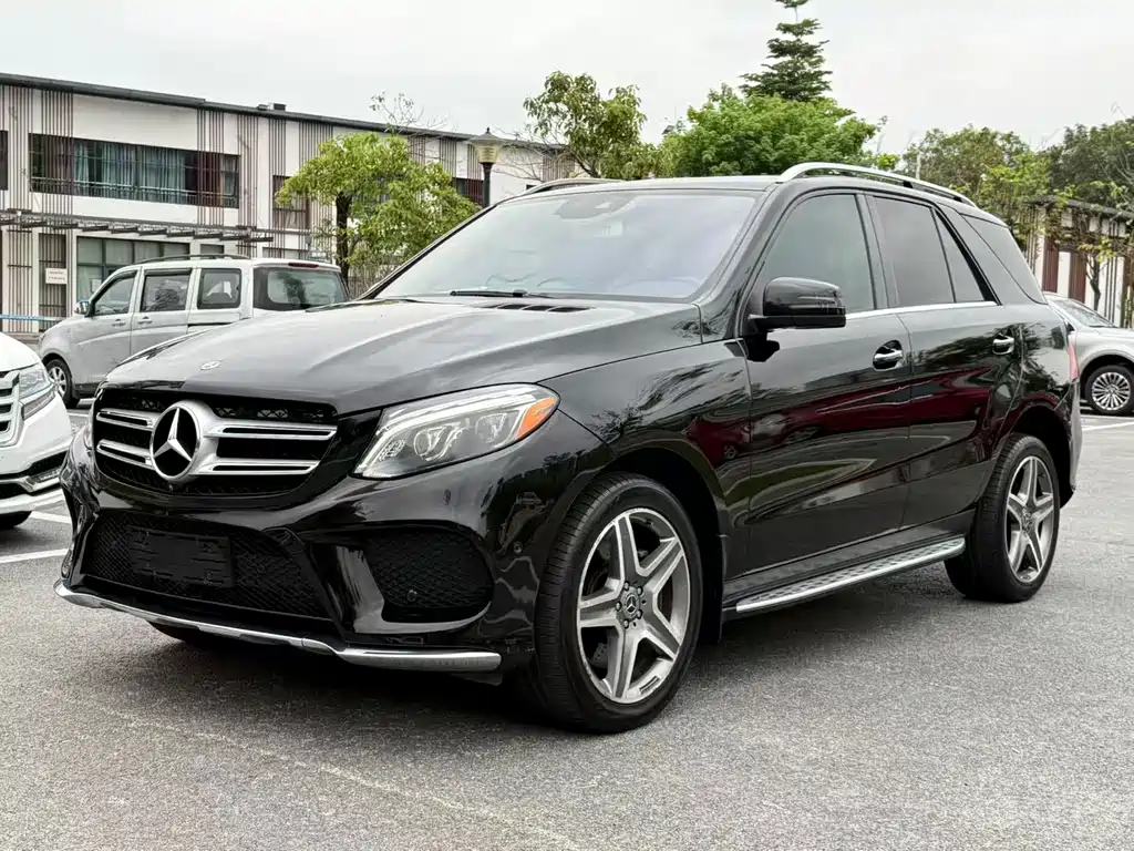 Mercedes-Benz GLE 2018 — фото 1