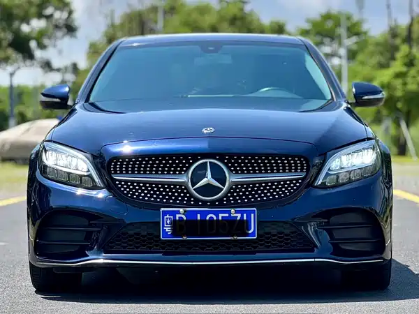 Mercedes-Benz C-Class 2019