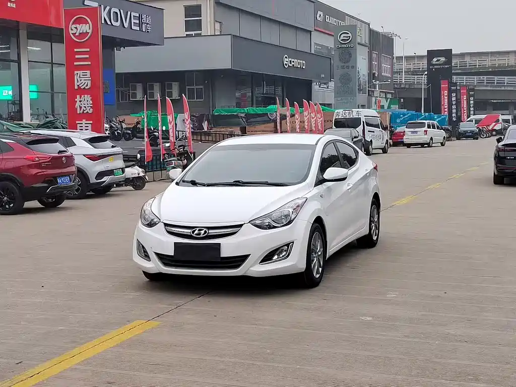Hyundai Elantra Langdong 2016 — фото 1